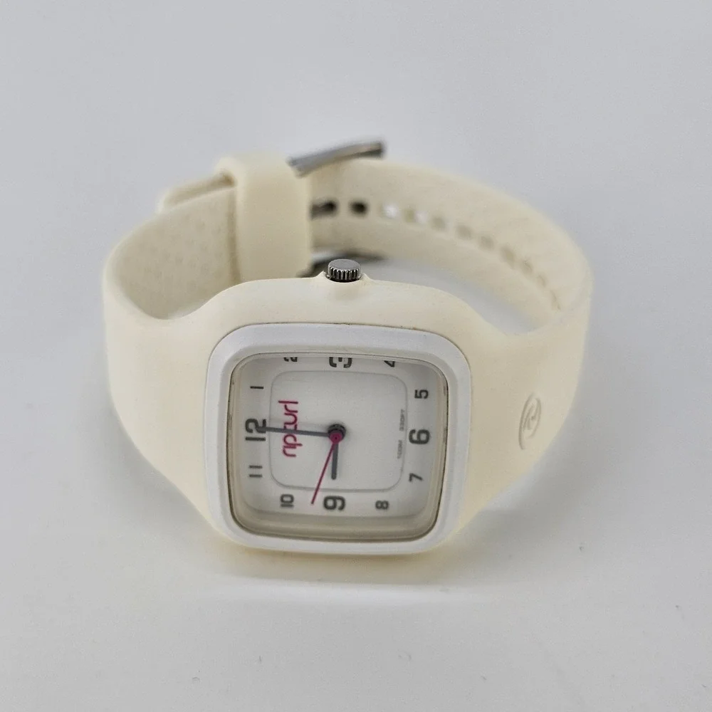 RIP CURL Women's Watch 34MM White Dial White Plastic Band Straps New Battery